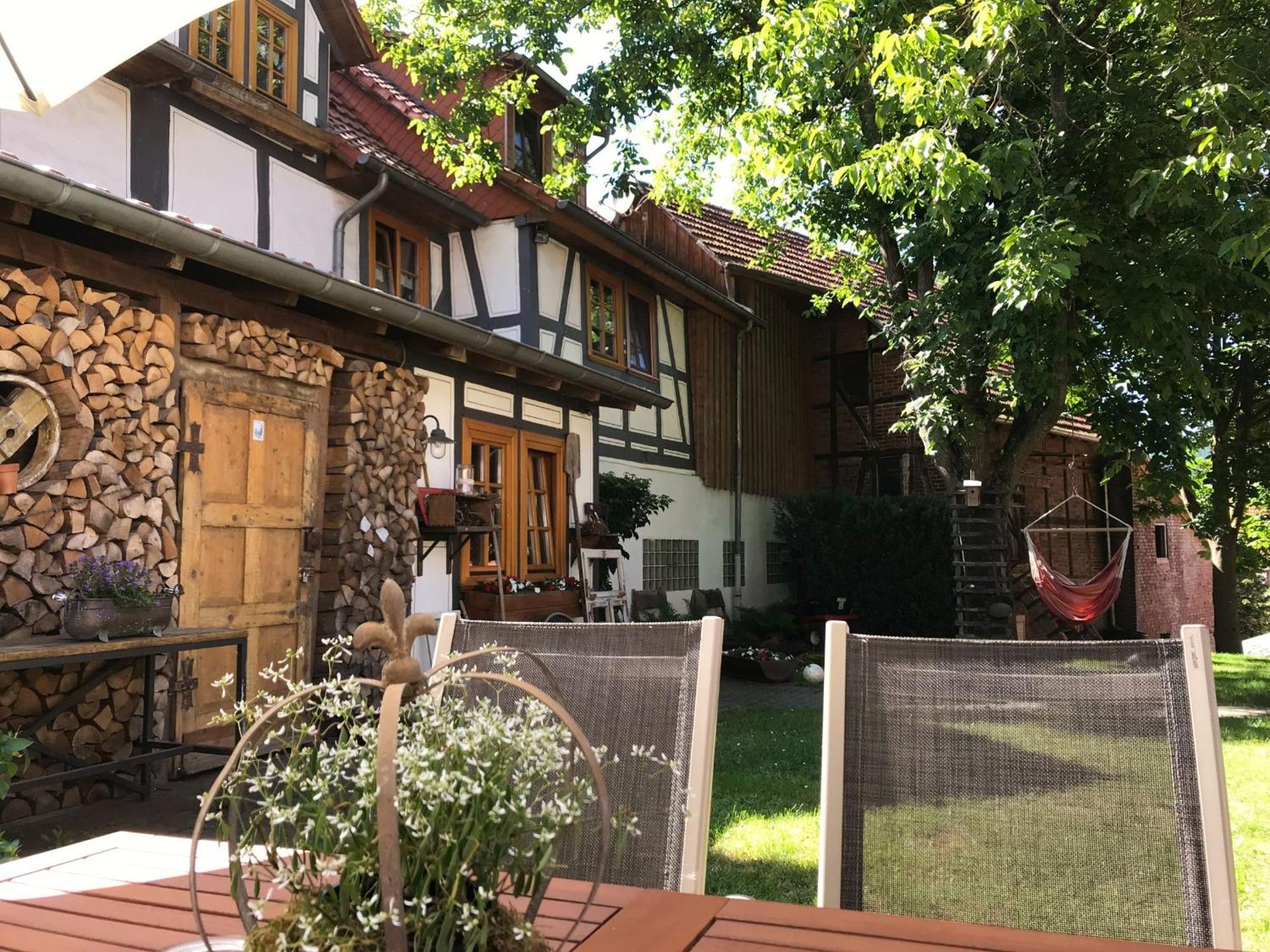Apartamento Fachwerktraum Im Hof Alheim Exterior foto